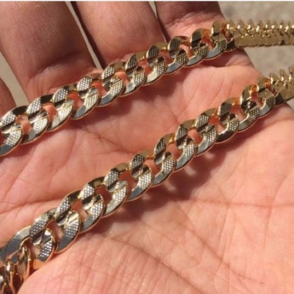 14k Gold Diamond Cut Miami Cuban Link Chain 24” - Picture 1 of 2